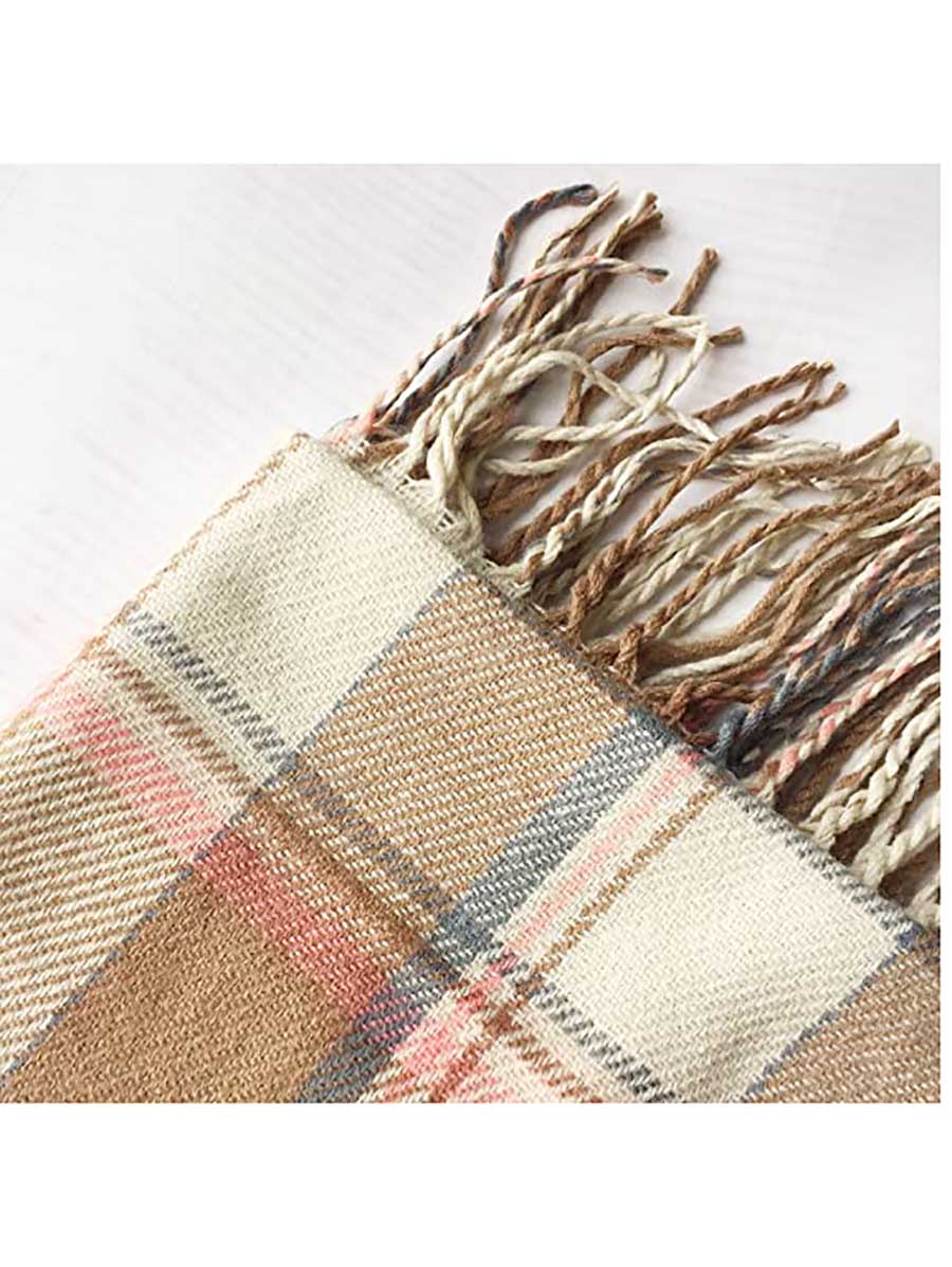 Bellevoga Warm Plaid Tassel Scarf