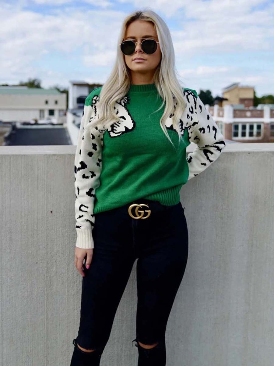 Bellevoga Snow Leopard Knit Sweater