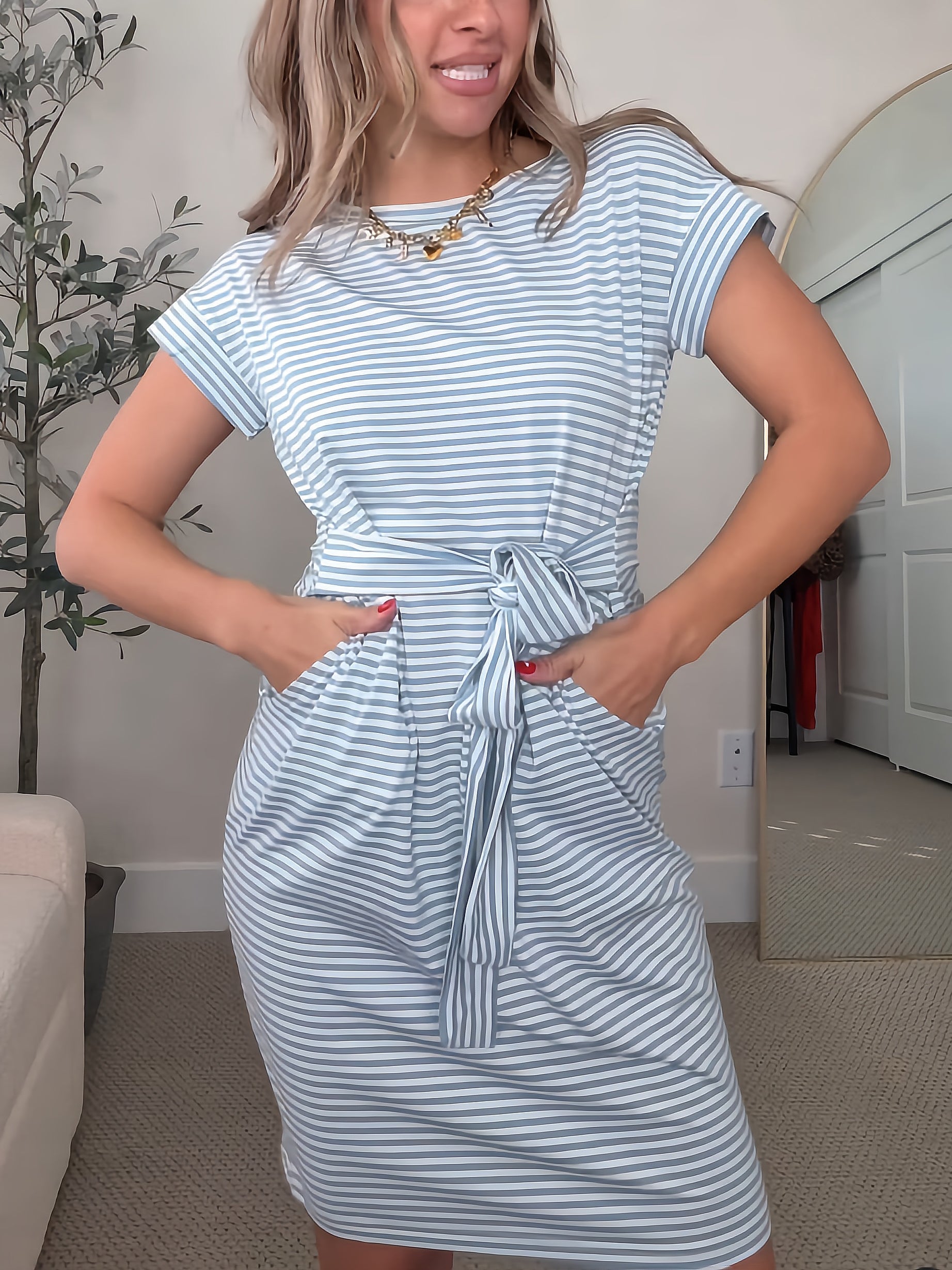 Round Neck Short-Sleeve Waist-Tie Striped Dress