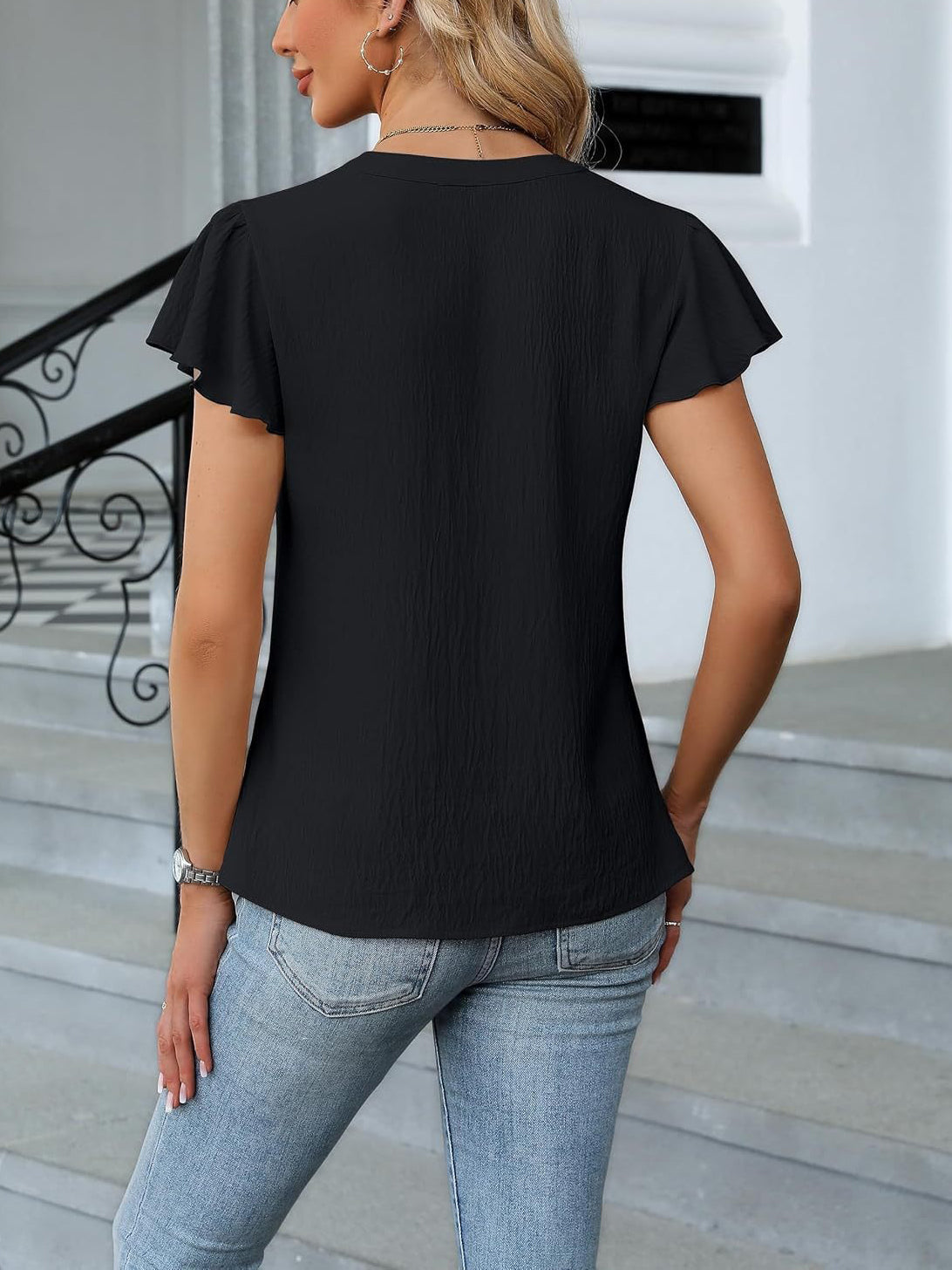 Fashionable V-Neck Short-Sleeve Shirt